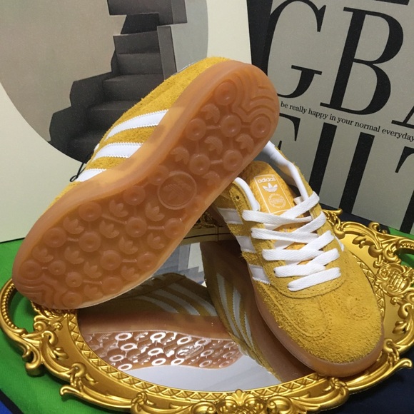 Adidas women’s sneakers - Picture 7 of 7